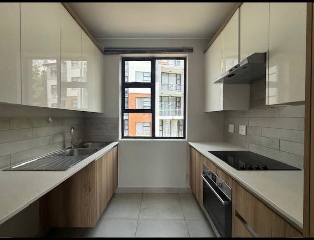 2 BEDROOM APARTMENT FOR SALE IN SILVER LAKES
